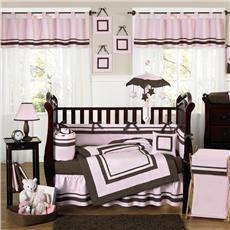 hotel_pink_chocolate_crib
