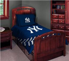 YANKEES Traditional Comforter/Sham Set