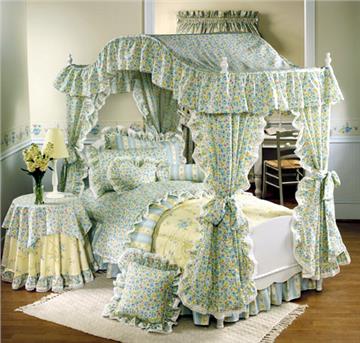 FLOWING RIBBONS Bedding Ensemble Table Round Set
