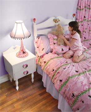 Room Magic Poodles in Paris