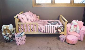 BLOSSOMS Toddler Bedding & Accessories by Trend Lab