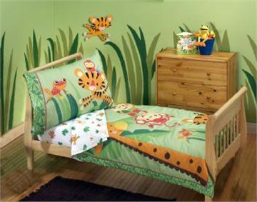 Rainforest 4-PC Toddler Bedding Set by Fisher-Price®