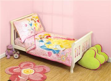 Princess CASTLE DREAMS 4 pc Toddler Bedding  Set